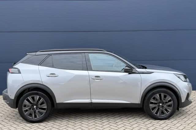 Peugeot e-2008 (2021) thumbnail 4