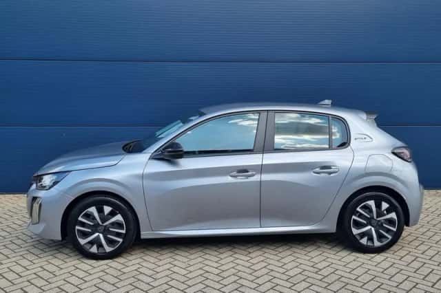 Peugeot 208 (2025) thumbnail 2