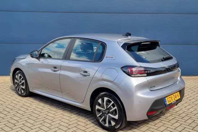 Peugeot 208 (2025) thumbnail 3