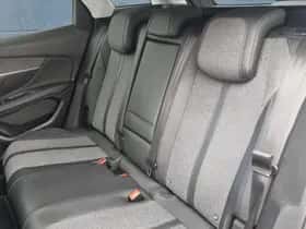 Peugeot 3008 (2017) thumbnail 11