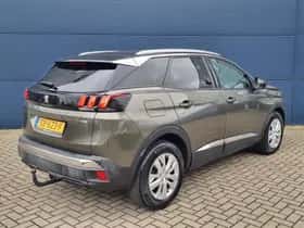 Peugeot 3008 (2017) thumbnail 5