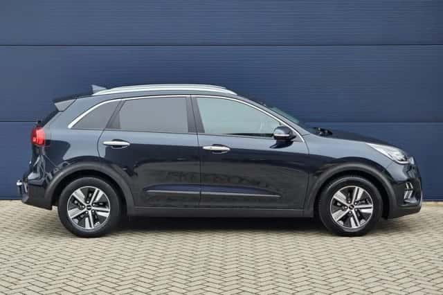 Kia Niro (2022) thumbnail 4