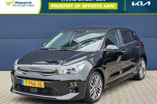 Kia Rio (2023) thumbnail 1
