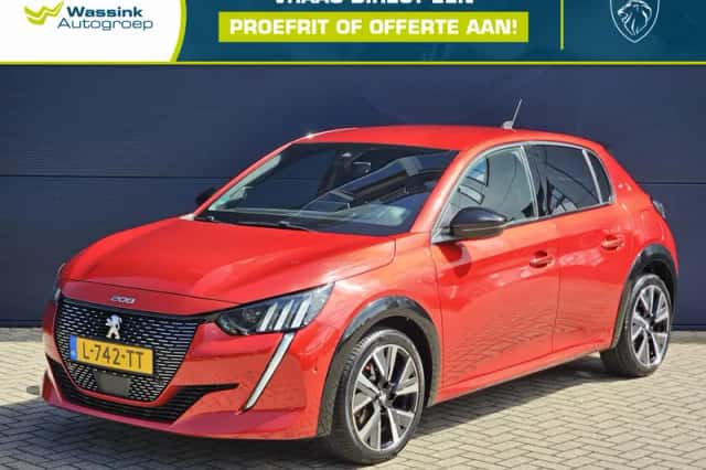 Peugeot 208 (2021) thumbnail 1