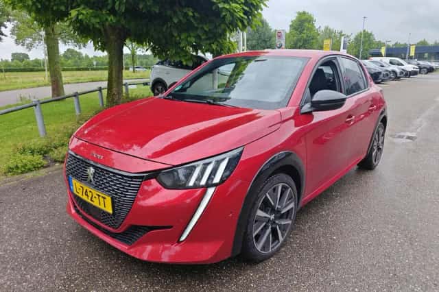 Peugeot 208 (2021) thumbnail 6