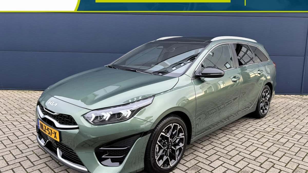 Kia Ceed Sportswagon (2025) — foto 1