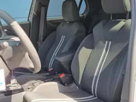 Opel Corsa (2025) thumbnail 2