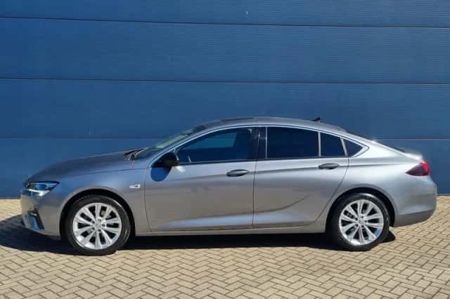 Opel Insignia (2021) thumbnail 2