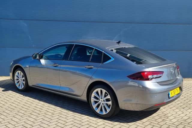 Opel Insignia (2021) thumbnail 3