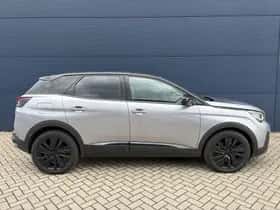 Peugeot 3008 (2020) thumbnail 4