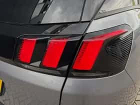 Peugeot 3008 (2020) thumbnail 36