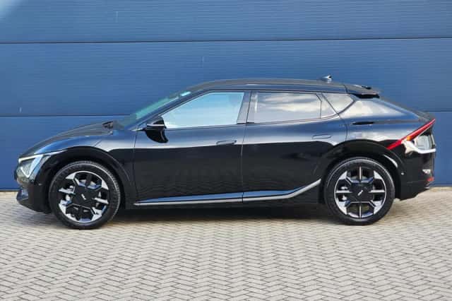Kia EV6 (2025) thumbnail 4