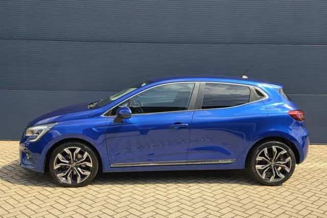 Renault Clio (2019) thumbnail 2