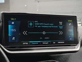 Peugeot e-208 (2022) thumbnail 18