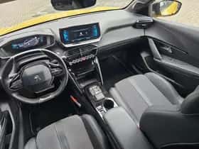 Peugeot e-208 (2022) thumbnail 10