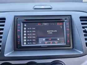 Kia Picanto (2014) thumbnail 16
