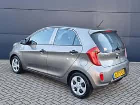 Kia Picanto (2014) thumbnail 3
