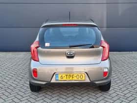Kia Picanto (2014) thumbnail 4