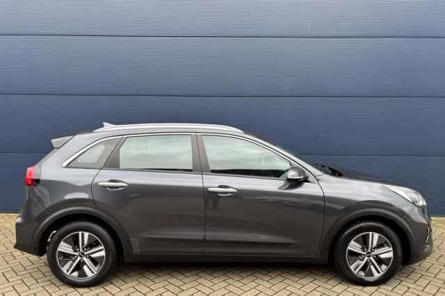 Kia Niro (2021) thumbnail 4