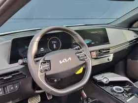 Kia EV6 (2025) thumbnail 10