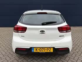 Kia Rio (2021) thumbnail 11