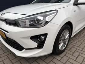 Kia Rio (2021) thumbnail 15