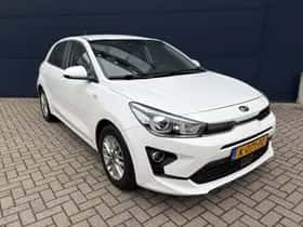 Kia Rio (2021) thumbnail 6