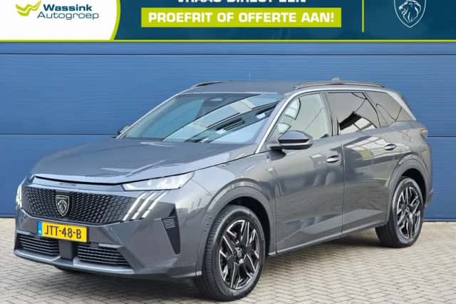 Peugeot 5008 (2025) thumbnail 1