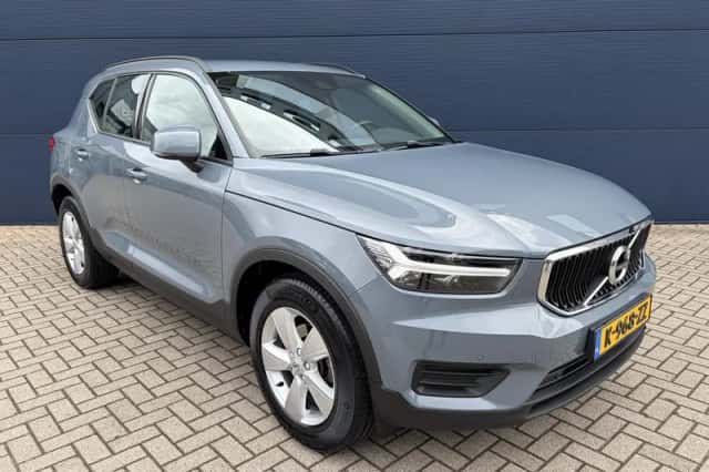 Volvo XC40 (2020) thumbnail 5