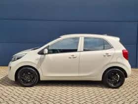 Kia Picanto (2024) thumbnail 2