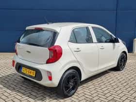 Kia Picanto (2024) thumbnail 5
