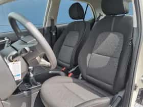 Kia Picanto (2024) thumbnail 10