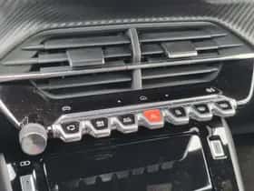 Peugeot 2008 (2024) thumbnail 15