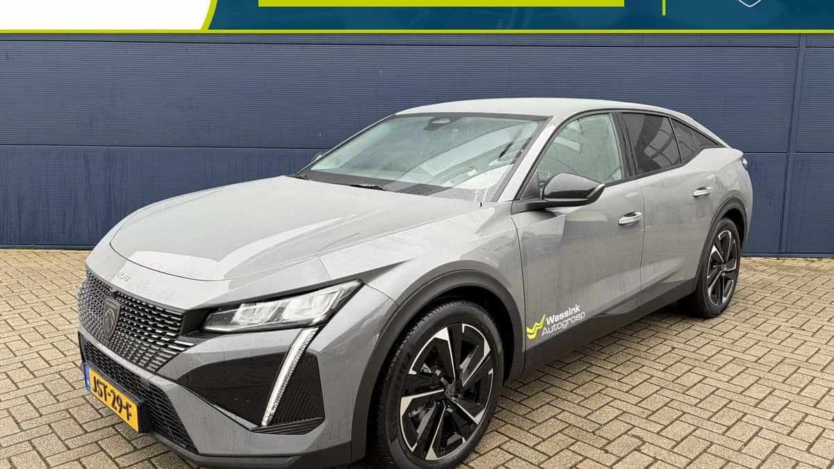 Peugeot 408 (2025) — foto 1