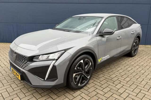 Peugeot 408 (2025) thumbnail 2
