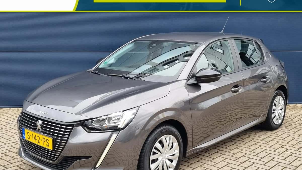 Peugeot 208 (2023) — foto 1
