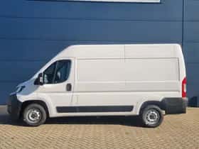 Opel Movano (2024) thumbnail 2