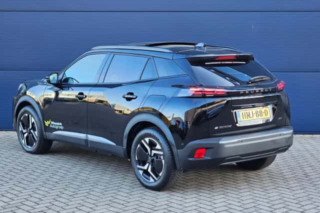 Peugeot e-2008 (2025) thumbnail 3