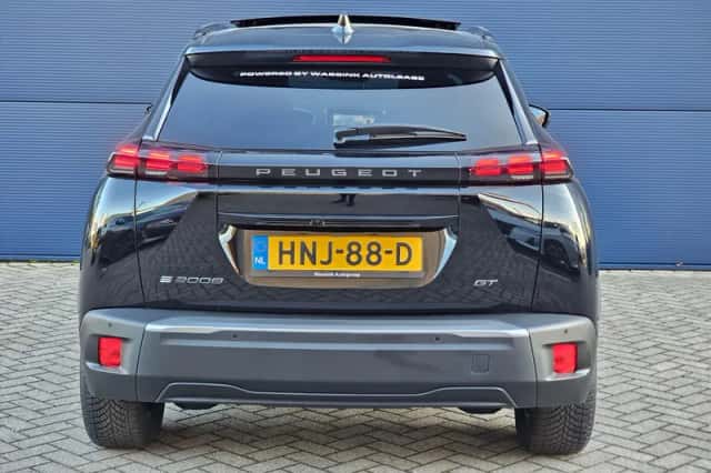 Peugeot e-2008 (2025) thumbnail 4