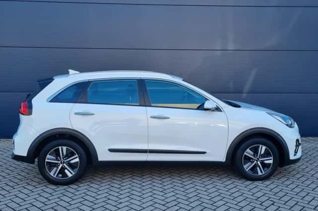 Kia Niro (2021) thumbnail 6