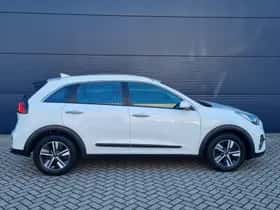 Kia Niro (2021) thumbnail 6