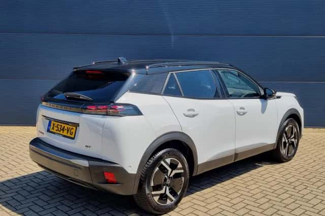 Peugeot e-2008 (2024) thumbnail 6