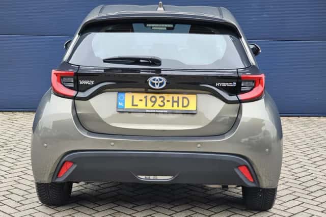 Toyota Yaris (2021) thumbnail 6