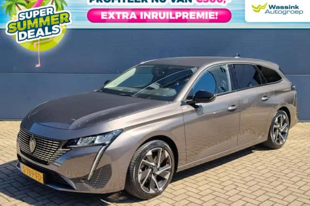 Peugeot 308 (2023) thumbnail 1