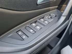 Peugeot 308 (2023) thumbnail 30