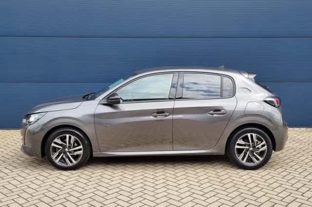 Peugeot 208 (2023) thumbnail 2