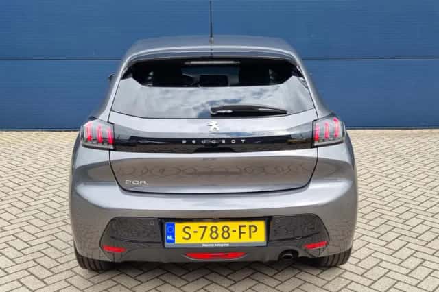Peugeot 208 (2023) thumbnail 4