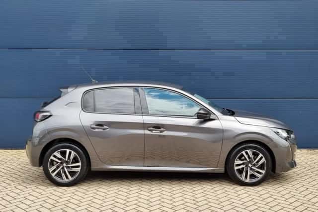 Peugeot 208 (2023) thumbnail 6