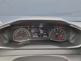 Peugeot 208 (2022) thumbnail 12