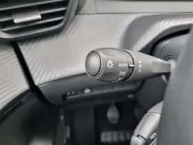 Peugeot 208 (2022) thumbnail 16